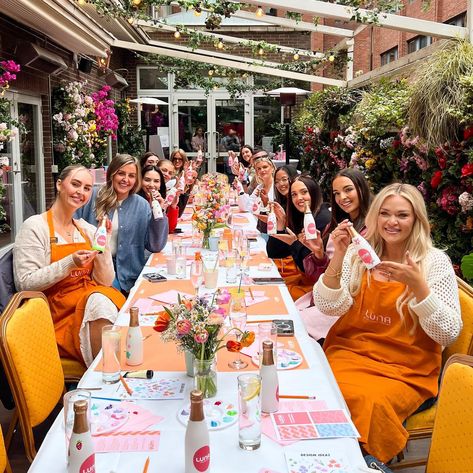 We hosted a really fun event this morning for @lunahaircare bottle rebrand 💖 They got to ‘rebrand’ their Prosecco bottles just like Luna with some fun spring/summer patterns 🌸🌷🌻 This was our first influencer style event so we were really excited for it!! We are so grateful to the girls at Luna haircare for reaching out and getting us involved in this amazing event 🫶🏼 If you are interested in hosting something similar please reach out to ciara@howradstudios.com ✨ Women Networking Event, Vision Board Event, Hair Commercial, Influencer Event, Launching Event, Brunch Event, 21 Diner, Business Vision Board, Business Vision