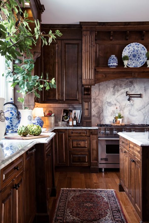 Inside a Traditional Calgary Home Inspired by Downton Abbey - Avenue Calgary Kitchen Light Fixtures, Travelling Abroad, Victorian Kitchen, Kitchen Light, Classic Kitchen, Dream House Interior, Traditional Kitchen, Downton Abbey, Dream House Decor