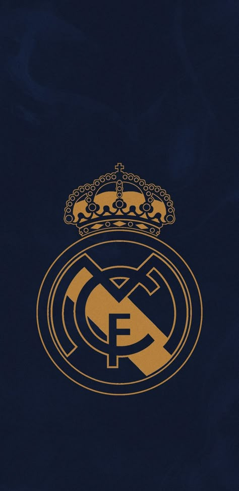 Real Madrid Logo Wallpapers, Image Ramadan, Real Madrid Crest, Ronaldo Madrid, Real Madrid Basketball, Madrid Aesthetic, Manchester United Art, Madrid Logo, Real Madrid Photos