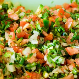 Pico de Gallo and Guacamole | The Pioneer Woman The Pioneer Woman Cooks, Fresh Guacamole, Pioneer Woman Recipes, Shrimp Tacos, Guacamole Recipe, Ree Drummond, Paula Deen, The Pioneer Woman, Linguine