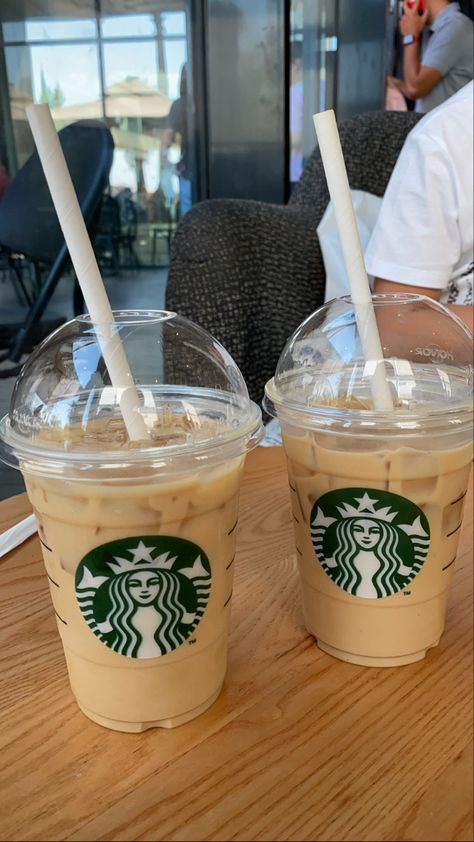 Vanilla latte 😋 #starbucks #vanilla #drink Vanilla Latte Starbucks, Starbucks Fake Story, Starbucks Pics, Vanilla Drink, Starbucks Vanilla Latte, Status Fake, Private Relationship, Starbucks Vanilla, Book Board