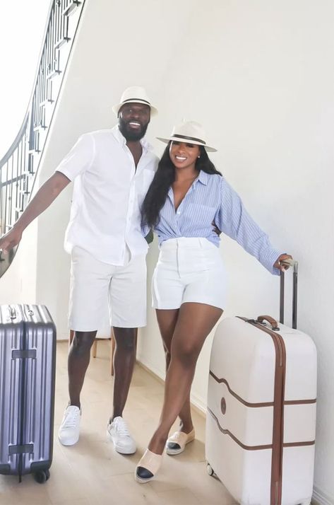 Vacation Outfit Inspiration, Black Couple Outfits, Weekend Getaway Outfits, Couples Matching Outfits Swag, Couple Outfits Matching, Striped Boyfriend Shirt, Couple Matching Outfits, Cute Vacation Outfits, Getaway Outfit