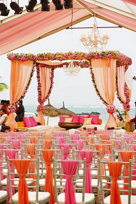 Wedding Ceremony Outline, Ceremony Outline, Wedding Themes Outdoor, Mandap Design, Wedding Ceremony Unity, Wedding Setup, Wedding Ceremony Ideas, Mandap Decor, Marriage Decoration