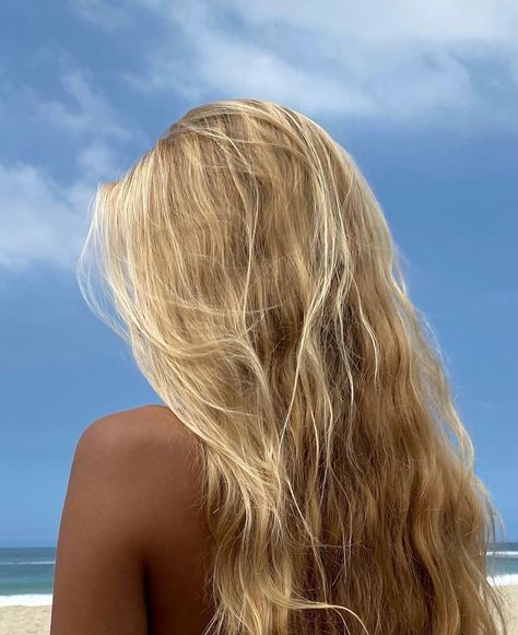 Blonde Girl Beach, Beach Summer Aesthetic, Beachy Hair, Girl Beach, Blonde Hair Inspiration, August 22, Dream Hair, Beach Hair, Beach Summer