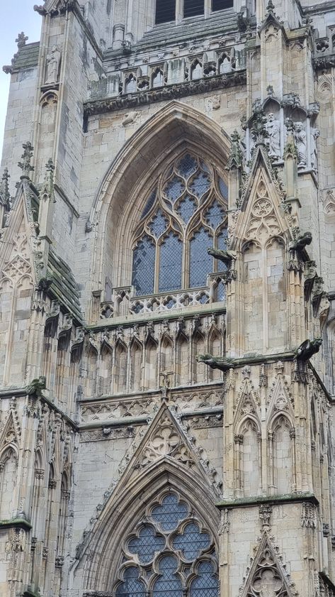 Detail on York Minster Environmental Drawing, Middle Ages Architecture, Medieval Revival, York Minster, Cathedral Architecture, European Architecture, Cathedral Church, Building Art, Gothic Architecture