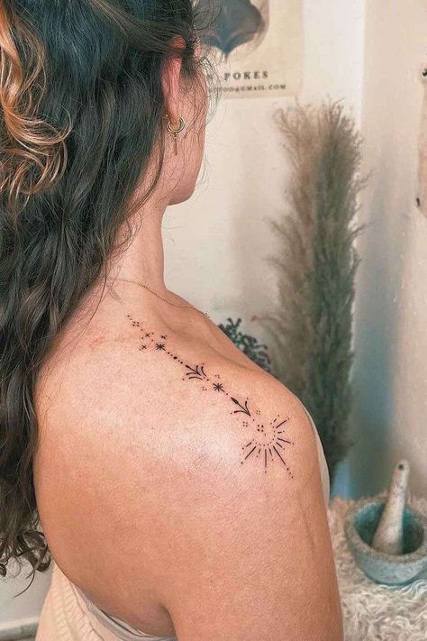 Right Wrist Tattoos For Women, Shoulders Tattoo Women, Line Work Shoulder Tattoo, Top Of The Shoulder Tattoos For Women, Tatoos Woman Shoulder, Cute Shoulder Tattoos For Women, Shoulder Tattoo Minimalist, Fine Line Shoulder Tattoos For Women, Feminine Shoulder Tattoos For Women