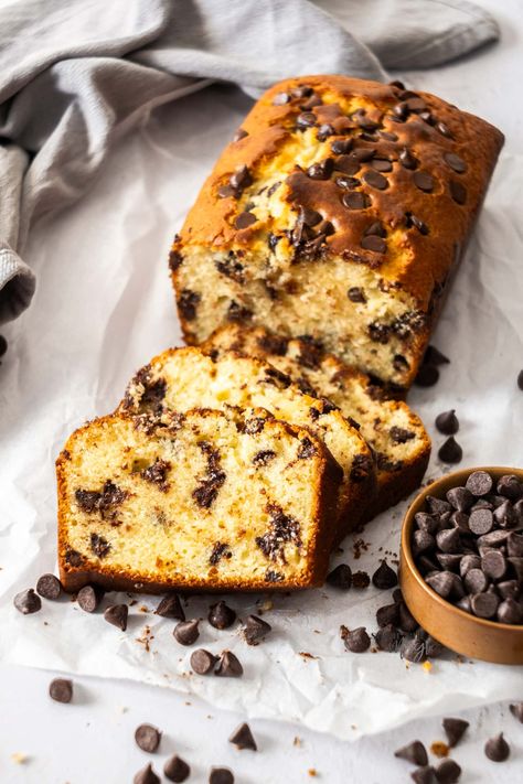 This easy chocolate chip loaf cake is soft, moist, buttery and super easy to make. Generously studded with chocolate chips in every single bite! The post Chocolate Chip Loaf Cake appeared first on Sugar Salt Magic. Chocolate Chip Muffin Loaf, Easy Chocolate Chip Cake Recipe, Cake Loaf Recipes, Chocolate Chip Cake Recipe Easy, Easy Loaf Cake Recipes, Easy Chocolate Chip Cake, Chocolate Chip Loaf Cake, Super Breakfast, Chocolate Chip Loaf