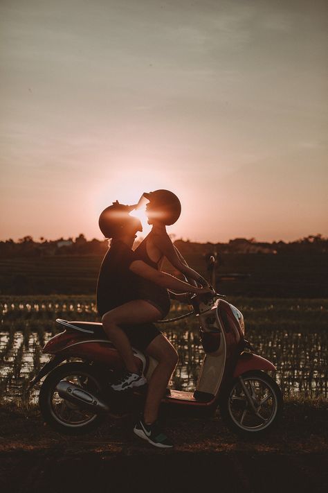 Do you want a motorcycle photoshoot? Catch a sunset on a bike! couple photoshoot. Bali sunset. Couple on a bike. Bali Couple Photoshoot, Bali Couple Photos, Couple On A Bike, Bali Couple, Motorcycle Photoshoot, Bike Couple, Bali Sunset, Motorcycle Couple, Dream Relationship