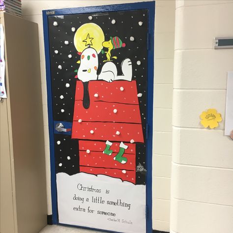 Snoopy Classroom Door Christmas, School Holiday Door Decorations, Peanuts Christmas Classroom Door, Classroom Door Decorations For Christmas High School, Snoopy Christmas Bulletin Board Ideas, Snoopy Christmas Door Decorating Contest, Holiday Movie Door Decorating Contest, Snoopy Christmas Door Decorations, Snoopy Door Decorations