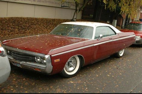 Classic Cars Usa, Big Cars, Old Fashioned Cars, Chrysler Newport, 70s Cars, Chrysler Cars, Chrysler New Yorker, Mopar Muscle Cars, Cars Usa