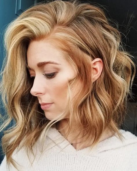 Cinnamon Hair with Blonde Highlights Reddish Blonde Hair Balayage, Rv Style, Hair Caramel, Strawberry Blonde Hair Color, Golden Blonde Highlights, Head Games, 2023 Hair, Classic Makeup, Medium Length Hair With Layers