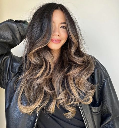 Money Piece Balayage Long Hair, Carmel Balayage Black Hair, Black Hair Caramel Money Piece, Money Piece Caramel, Hair Face Framing Highlights, Asian Hair With Highlights, Balayage With Money Piece, Highlights For Blondes, Asian Hair Highlights