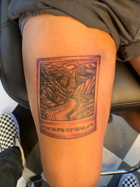 A tattoo of the Grand canyon on a polaroid with coordinates Canyon Tattoo Ideas, Grand Canyon Tattoo Ideas, Grand Canyon Tattoo, Canyon Tattoo, Tattoos Arrow, River Tattoo, Tattoos Traditional, Grand Canyon South Rim, C Tattoo