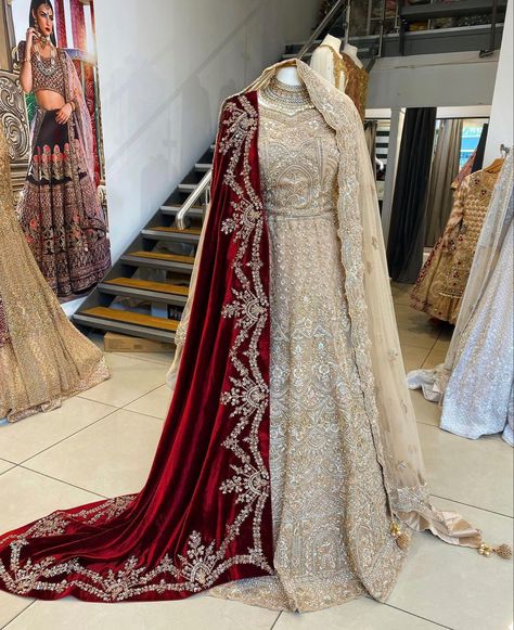 Pakistani Valima Dresses, Bridal Barat Dresses Pakistani, Bridal Dresses Pakistani Barat, Red Bridal Dress Gowns, Barat Bridal Dress, Pakistani Fancy Dresses Wedding Outfits, Valima Bridal Dress Pakistan, Baraat Dress Pakistani Bridal Wear, White Lehenga Bridal