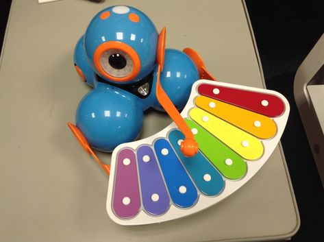 Using the xylophone accessory that comes with the Wonder Pack kit, this app enables children to compose songs and program Dash to move around while playing music. The idea behind this activity is to teach children the concept of sequencing and loops. Dash And Dot Robots, Dash Robot, Stem Classes, Dash And Dot, Robot Technology, The Dash, Classroom Activities, Teaching Kids, To The World