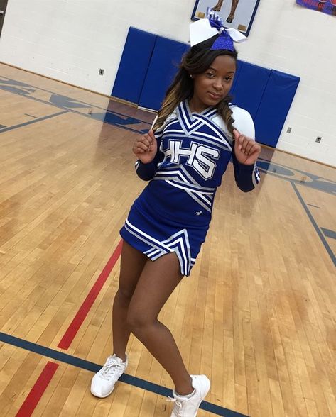 Hbcu Cheer, Cheer Moves, Male Cheerleaders, Cheer Dance Routines, Nba Cheerleaders, Black Cheerleaders, Cheerleading Photos, Cheer Uniforms, College Cheerleading