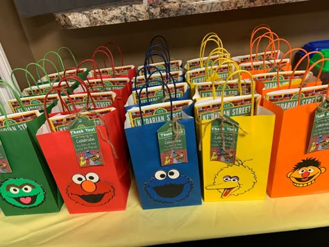 Party favors Sesame Street Party Bags, Sesame Street Loot Bag Ideas, Sesame Street Party Favors Goody Bags, Sesame Street Gift Bags, Sesame Street Goodie Bags, Elmo And Friends Birthday Party, Sesame Street Goodie Bag Ideas, Sesame Street Birthday Party Favors, Sesame Street 1st Birthday Party Ideas