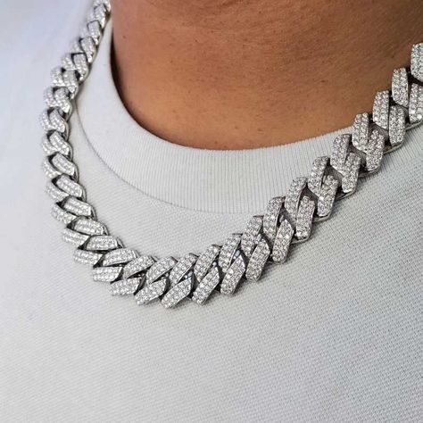 Diamond Necklace Men, Ice Chain, Diamond Chains For Men, Cuban Chain Men, Mens Chains, Pop Jewelry, Necklace White Gold, Cuban Link Necklace, Cuban Link Chain Necklaces