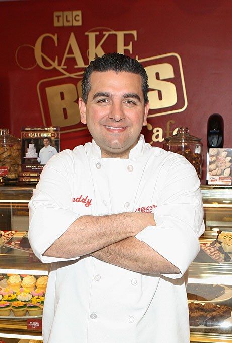 10 Wedding Cake Tips from Buddy "Cake Boss" Valastro Cake Boss Cakes, Carlos Bakery Cakes, Celebrity Cake, Wedding Cake Recipes, Cake Boss Buddy, Cake Boss Recipes, Carlos Bakery, Buddy Valastro, Cake Tips