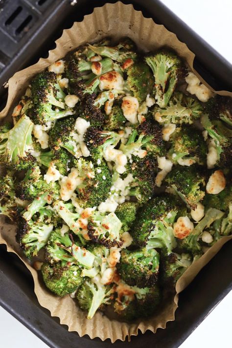 Air Fryer Broccoli and Feta Air Fryer Broccoli Recipes, Broccoli Feta, Air Fryer Broccoli, Easy Honey Garlic Chicken, Cottage Cheese Pasta, Broccoli And Potatoes, Feta Cheese Recipes, Cheese Sauce For Pasta, Easy Roast Chicken