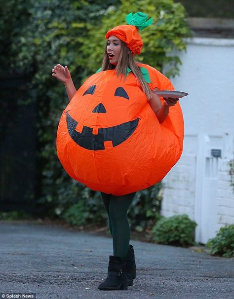 Pumpkin Costumes For Women, Diy Jackolantern Costume, Halloween Pumpkin Outfit, Pumpkin Halloween Costume For Women, Pumpkin Custome Halloween, Pumpkin Outfit Halloween, Diy Pumpkin Costume Womens, Womens Pumpkin Costume, Prego Costume