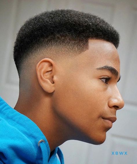 45 Cool Low Fade Haircuts For Men (2020 Gallery) - Hairmanz Black Boys Haircuts Fade, Afro Fade Haircut, High Top Fade Haircut, Black Man Haircut Fade, Top Fade Haircut, Black Boy Hairstyles, Afro Fade, Black Boys Haircuts, Afro Hairstyles Men