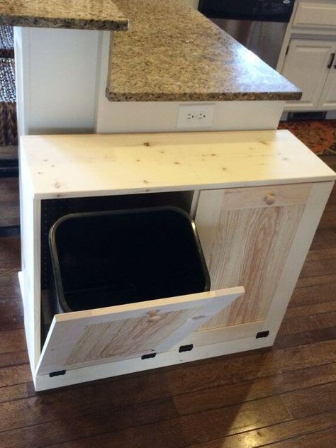 Doggie Station, Kitchen Garbage Can Storage, Hidden Trash Can Kitchen, Modern Kitchen Trash Cans, Kitchen Trash Can Ideas, Trash Can Ideas, Kitchen Garbage Can, Hide Trash Cans, Can Ideas