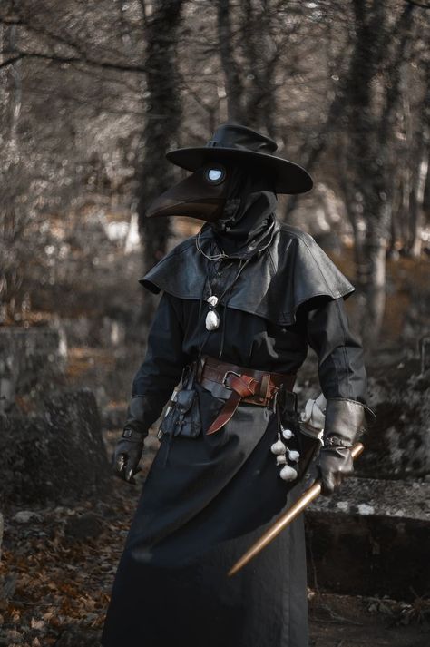 Cool Plague Doctor, Steampunk Doctor, Plague Doctor Costume, Halloween Costumes 2022, Plague Doctors, Plague Mask, Plague Doctor Mask, Doctor Costume, Doctor Outfit