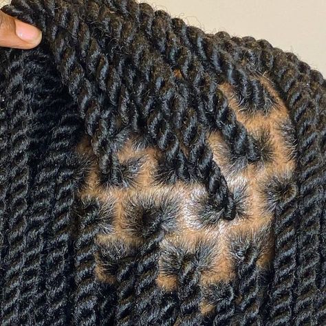 Braiders Club Braiding Salon on Instagram: "Marley twist ❤️" Mid Length Marley Twists, Marley Braids Twist, Marley Braids Hairstyles, Marly Twist, Marley Braid, Marley Twist Hairstyles, Marley Braids, Marley Twist, Protective Hairstyles For Natural Hair