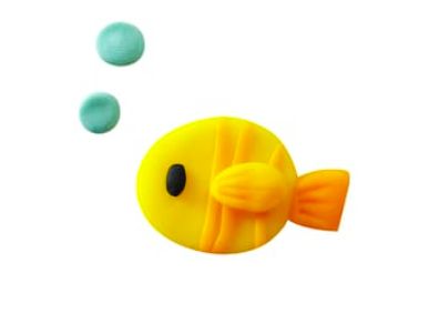 Fish Clay Art, Play Doh Animals, Clay Art For Kids, Clay Fish, Kids Clay, Yellow Sea, Yellow Fish, Fish Crafts, Science Project