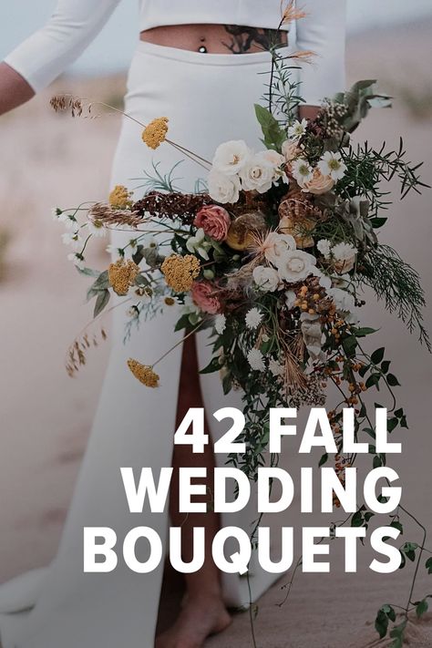 Wedding Bouquets Autumn Simple, Natural Fall Wedding Bouquets, Best Fall Wedding Flowers, Fall Floral Bridal Bouquets, Fall Themed Flower Bouquet, Wedding Bouquets Fall Simple, Bridal Bouquet Fall Simple, White Roses Fall Wedding, Simple Fall Wedding Bouquets Rustic