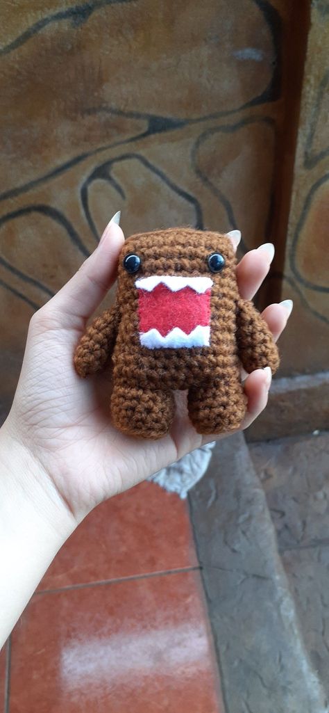 Domo Kun Crochet Pattern, Crochet Domo Kun, Domo Crochet Pattern, Domo Hat Crochet, Crochet Domo Hat, Domo Kun Hat, Cute Things To Crochet For Boyfriend, Things To Crochet For Boyfriend, Domo Keychain