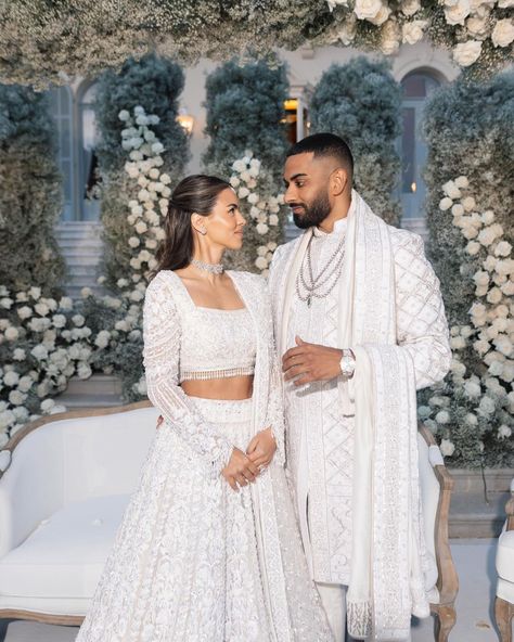 White Wedding Lehenga, Wedding Matching Outfits, Indian Ceremony, Pakistan Wedding, Indian Wedding Bride, Instagram Plan, Bride Dress Simple, Tan Wedding, White Bridal Dresses