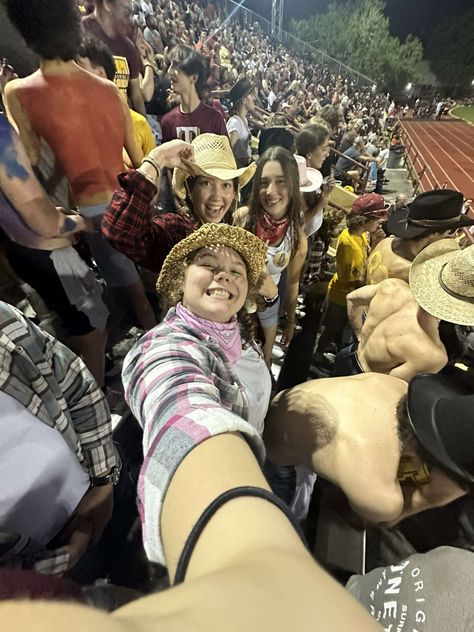 friday night lights football pic inspo stadium high school western theme cowboy outfit inspo aesthetic #football #school #cowboys #western #outfits #fridaynightlights Western Football Theme Outfit, Stadium High School, Cowboys Western, Fb Games, Aesthetic Football, Cowboy Outfit, Spirit Week Outfits, Outfit Inspo Aesthetic, Week Outfits