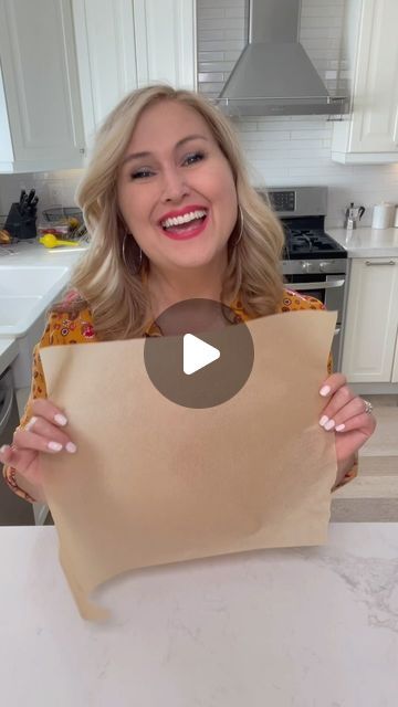 Jennifer Valentyne on Instagram: "3 parchment paper #hacks" Parchment Paper Hacks, How To Wrap A Sandwich In Parchment, How To Wrap Sandwiches In Parchment, Ww Hacks, Paper Hacks, Baking Chart, Kitchen Life Hacks, Food Reference, Amazing Food Hacks