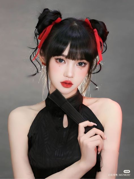 Make Asiatica, Gamergirl Makeup, Makeup Asia, Chinese New Year Outfit, Halloweenský Makeup, New Year Hairstyle, New Year's Makeup, Chinese Hairstyle, 짧은 머리