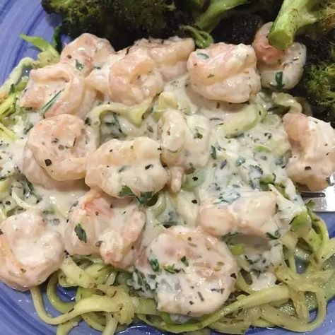 One Pan Shrimp Fettuccine Alfredo, Pasta Receipes, Shrimp Fettuccine Alfredo, Shrimp Fettuccine, Pan Shrimp, Fettuccine Noodles, Shrimp Alfredo, Homemade Alfredo, Homemade Alfredo Sauce