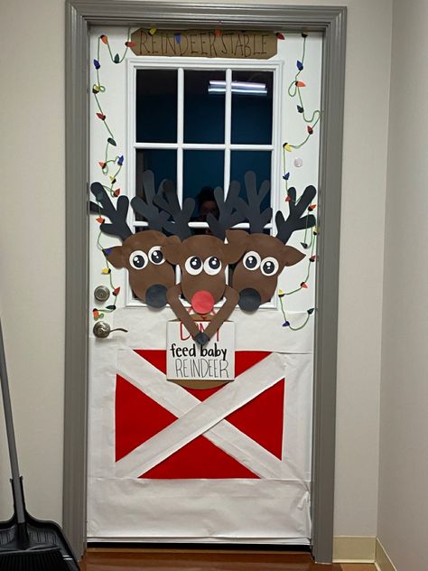 Rudolf Door Decorating, Reindeer Stable Door Decoration, Reindeer Door Decoration For Classroom, Reindeer Classroom Door, Christmas Door Design, Door Decoration Christmas, Door Decorations Classroom Christmas, Christmas Doors, Christmas Contests