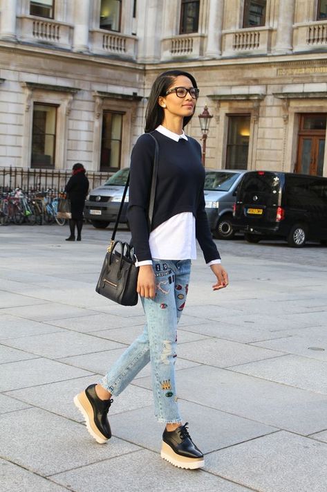 How to Wear Platform This Season » Celebrity Fashion, Outfit Trends And Beauty Tips Brogues Outfit, Platform Shoes Outfit, Stella Mccartney Platform, Oxford Shoes Outfit, Cute Thanksgiving Outfits, Stella Mccartney Shoes, Trending Womens Shoes, Shoes Outfit, Modieuze Outfits