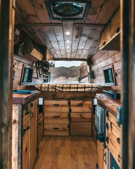 Van Interior Design, Small Travel Trailer, Bil Camping, Chevrolet Van, Converted Vans, Best Campervan, Van Vw, Camper Interior Design, Tiny House Camper