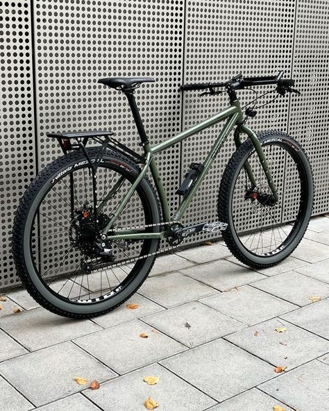 Surly Ogre, Surly Krampus, Modern Bicycle, Bike Team, Touring Bicycles, Urban Bicycle, Bike Details, Urban Cycling, Retro Bicycle