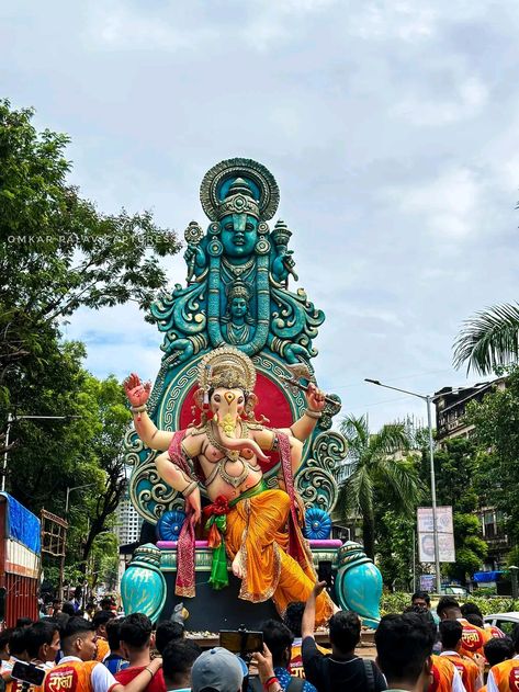 Ganesha Murti, Ganpati Photo, Ganpati Murti, Photos Of Ganesha, Ganesh Murti, Instagram Ios, Childhood Photography, Jai Ganesh, Ganpati Bappa Photo