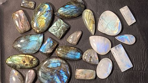 Rainbow Moonstone vs. Labradorite (Similarities and Differences) - Rock Seeker Leopard Jasper, Leopard Skin Jasper, Silver Casting, About Rose, Rainbow Pin, Similarities And Differences, Leopard Skin, Labradorite Crystal, Rock Hounding