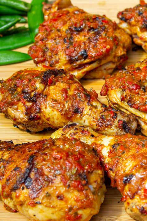 African Chicken Recipes, Peri Chicken Recipe, Unique Chicken Recipes, Crock Pot Chicken Recipe, Peri Peri Chicken Recipe, Continental Cuisine, Easy Crock Pot Chicken, Chicken Barbecue, Steak Kebabs