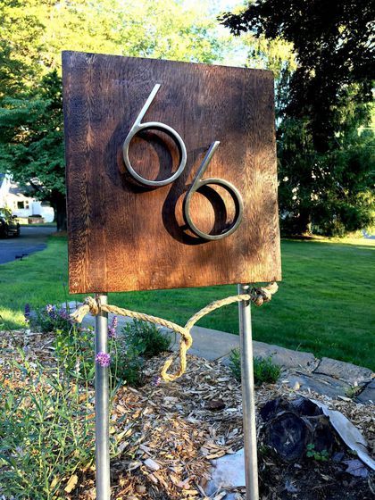 35 DIY House Numbers and House Number Signs House Number Ideas, Diy Address Sign, Diy Cedar Planter Box, Rustic House Numbers, Modern Address Sign, Mid Century Modern Door, Address Signs For Yard, Unique House Numbers, Coastal Diy