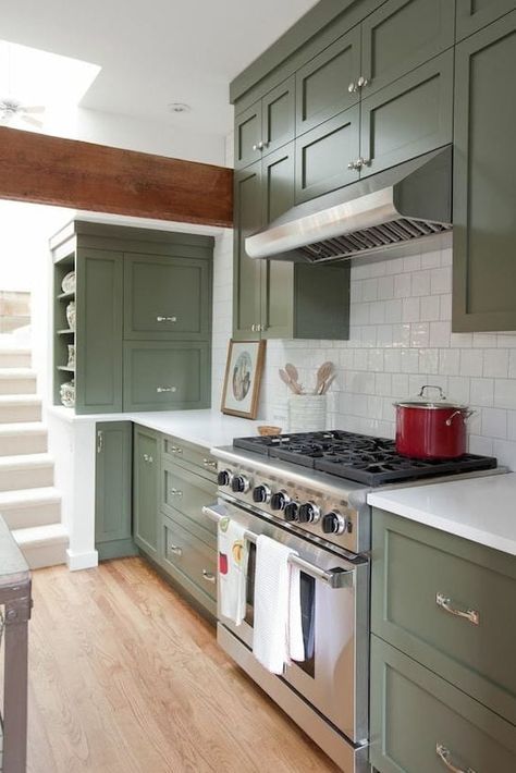 40+ Sage Green Kitchen Cabinets (with Paint Colors!) - Jenna Sue Design Top Kitchen Colors, Olive Green Kitchen, Kitchen Color Trends, Kitchen Cabinet Inspiration, Kitchen Cabinet Trends, Sage Green Kitchen, Painted Kitchen Cabinets Colors, Refacing Kitchen Cabinets, Green Kitchen Cabinets