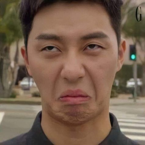 Kdrama Memes, Park Seo Jun, Kdrama Funny, Drama Memes, Drama Funny, Reaction Face, Funny Kpop Memes, Jokes Pics, 웃긴 사진