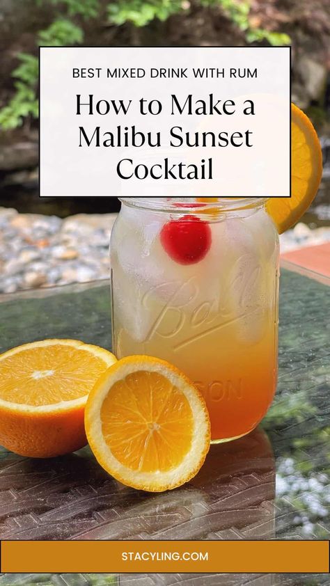 Are you dreaming of a tropical vacation? Bring the beach vibes home with the Malibu Sunset cocktail – the best mixed drink with rum for summer! Sunset Drink Recipe, Malibu Sunset Cocktail, Summer Rum Drinks, Rum Mixed Drinks, Blueberry Mojito Recipe, Peach Rum, Malibu Rum Drinks, Rum Drinks Recipes, Malibu Drinks