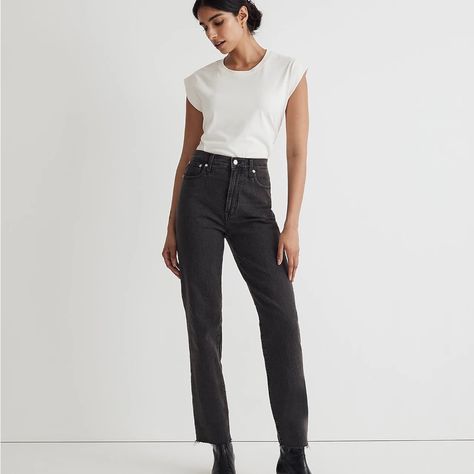 Waist: 12.5” Flat Inseam: 27” The Cut: A Bestselling Fit Now Comes In The Bestselling Black Wash You Requested (!). Plus, These Straight-Legged '90s Supermodel Jeans Have A Waist-Accentuating High Rise Complete With Magic Pockets In Front. The Fabric: Our Best-Selling Heritage Stretch Denim Has An Old-School Look And A Touch Of Give For A Perfectly Broken-In Feel. 11 1/4" High Rise, Fitted Through The Hip And Thigh, 15" Straight Leg Opening, 29" Inseam. 99% Cotton/1% Spandex Heritage Stretch Den Flattering Jeans, Straight Crop Jeans, Madewell Jeans, Denim Details, Slim Straight Jeans, Madewell Denim, Vintage Jeans, High Jeans, Denim Wash