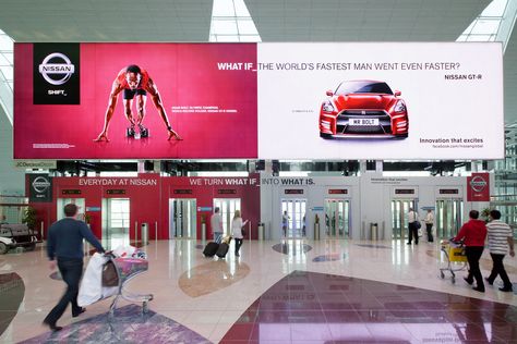 JCDecaux, Nissan, Dubai Airports and Mindshare enter the Guinness ... Airport Illustration, Airport Ideas, Airport Advertising, Nissan R, Sydney Airport, Dubai Airport, Led Video Wall, Presentation Ideas, Guinness Book